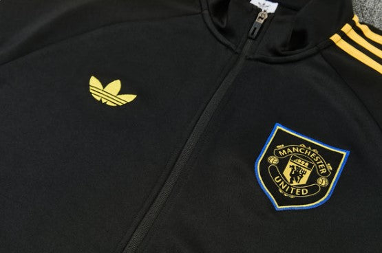 Manchester United Tracksuit 2026/27