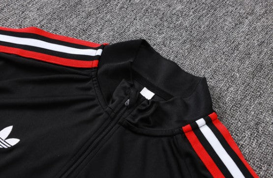 Manchester United Tracksuit 2026/27