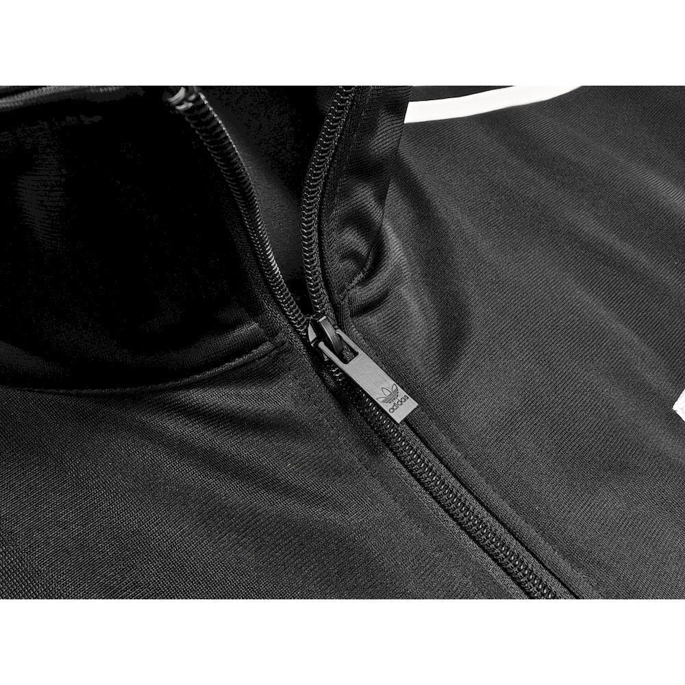 Oasis Windbreaker 2025