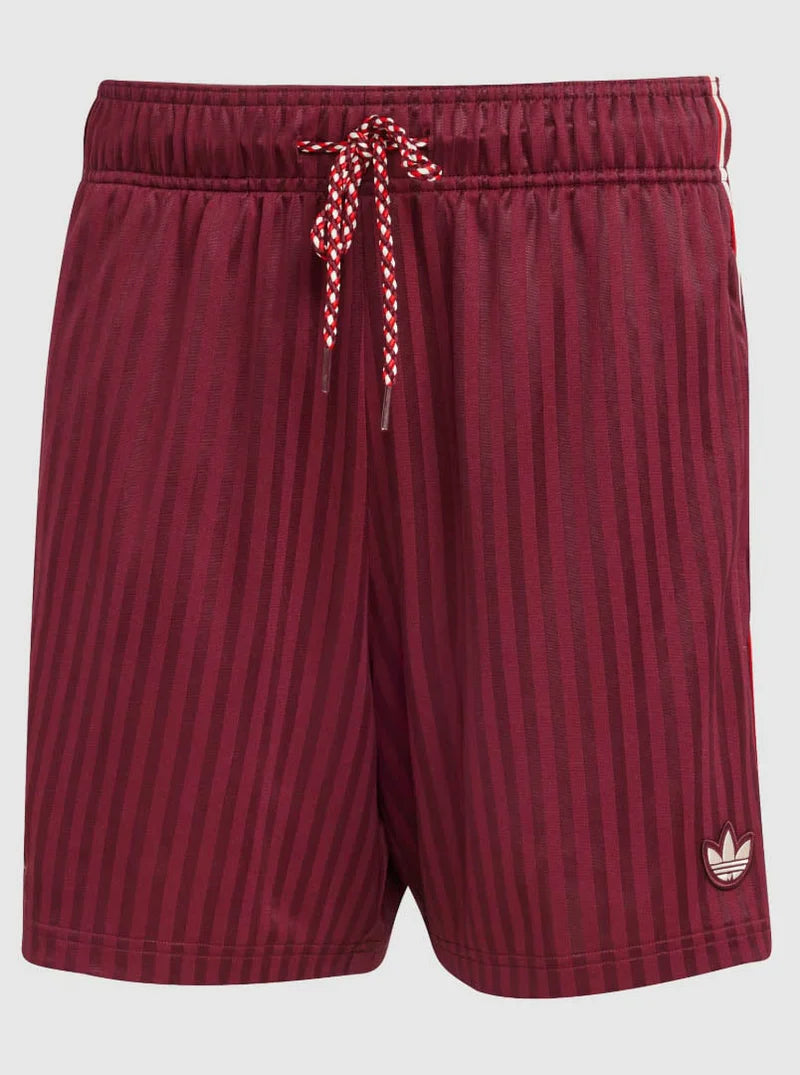 Shorts do Bayern de Munique Edição Especial 2025 - ICONS