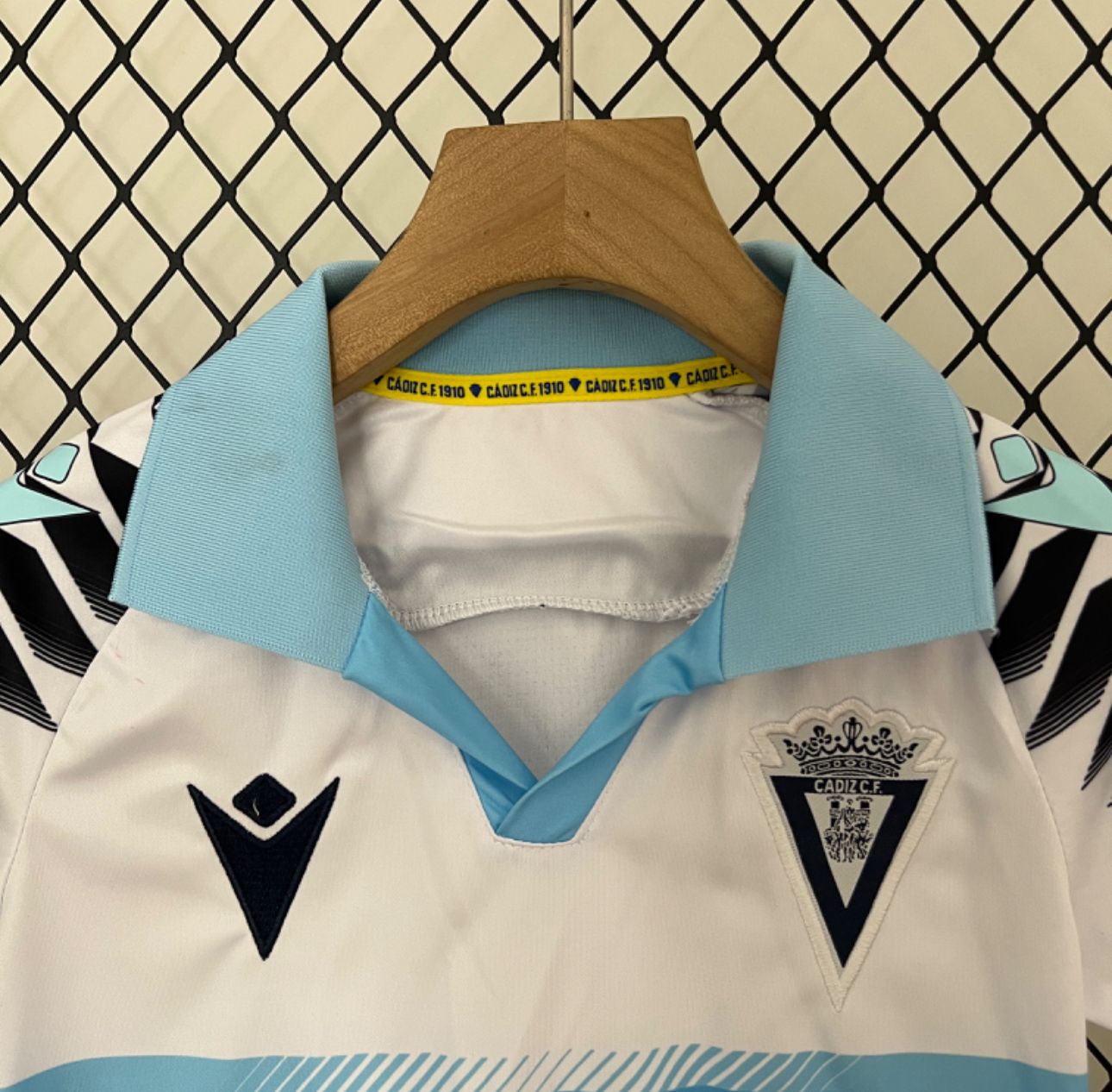 Cádiz CF Away 2024/25 Kit - Kids