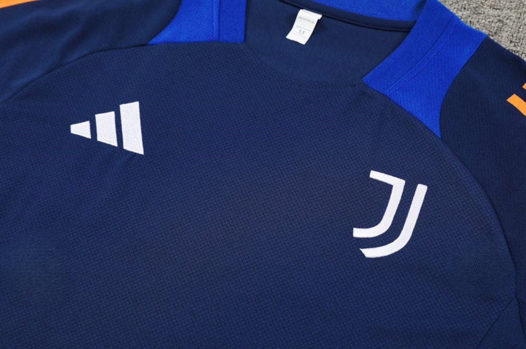 Juventus Training Set 2024/25