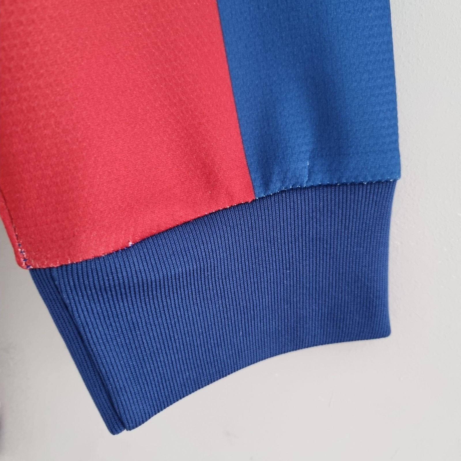 FC Barcelona Retro Shirt 2010 - Long Sleeve