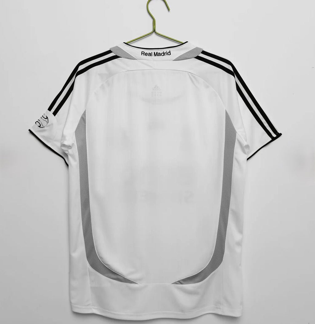 Real Madrid Retro Shirt  2006