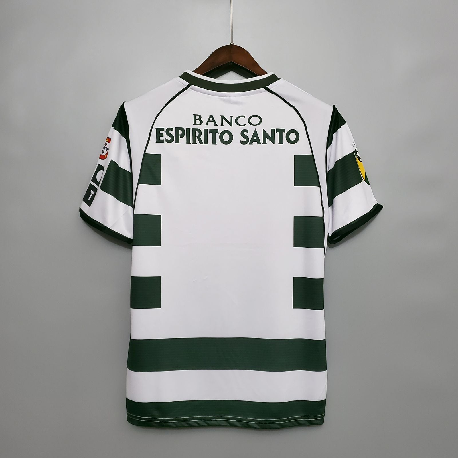 Sporting Retro Shirt 2001