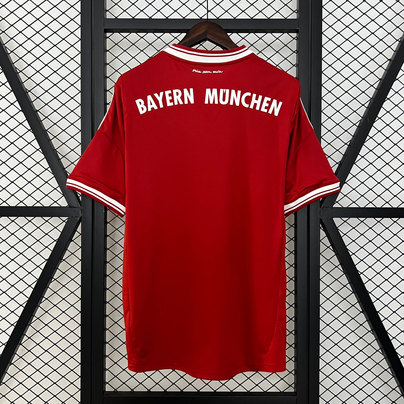 Bayern Munich Retro Shirt 2013