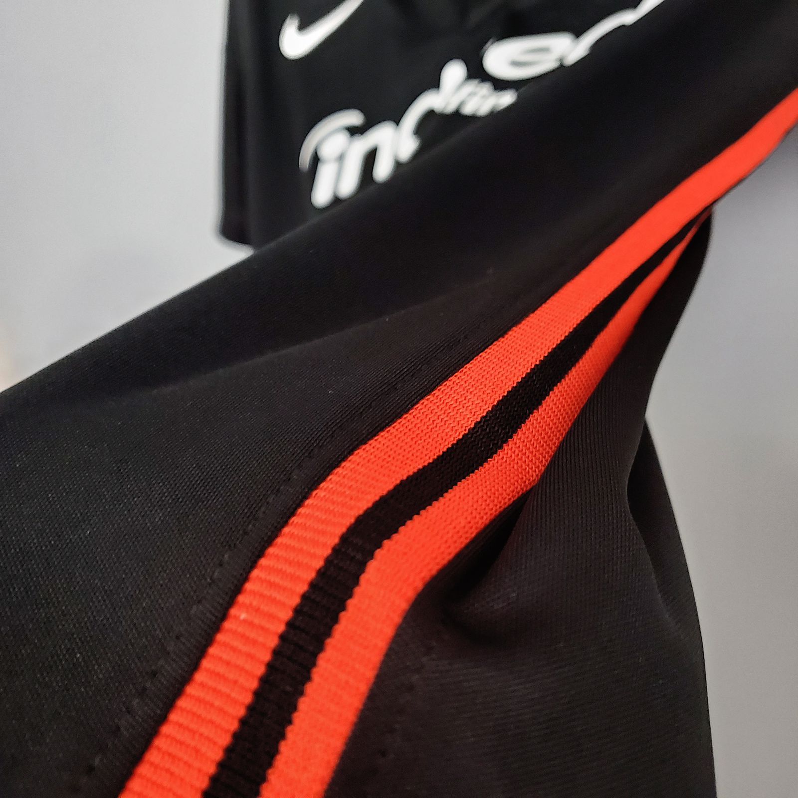 Eintracht Frankfurt Retro Shirt 2020