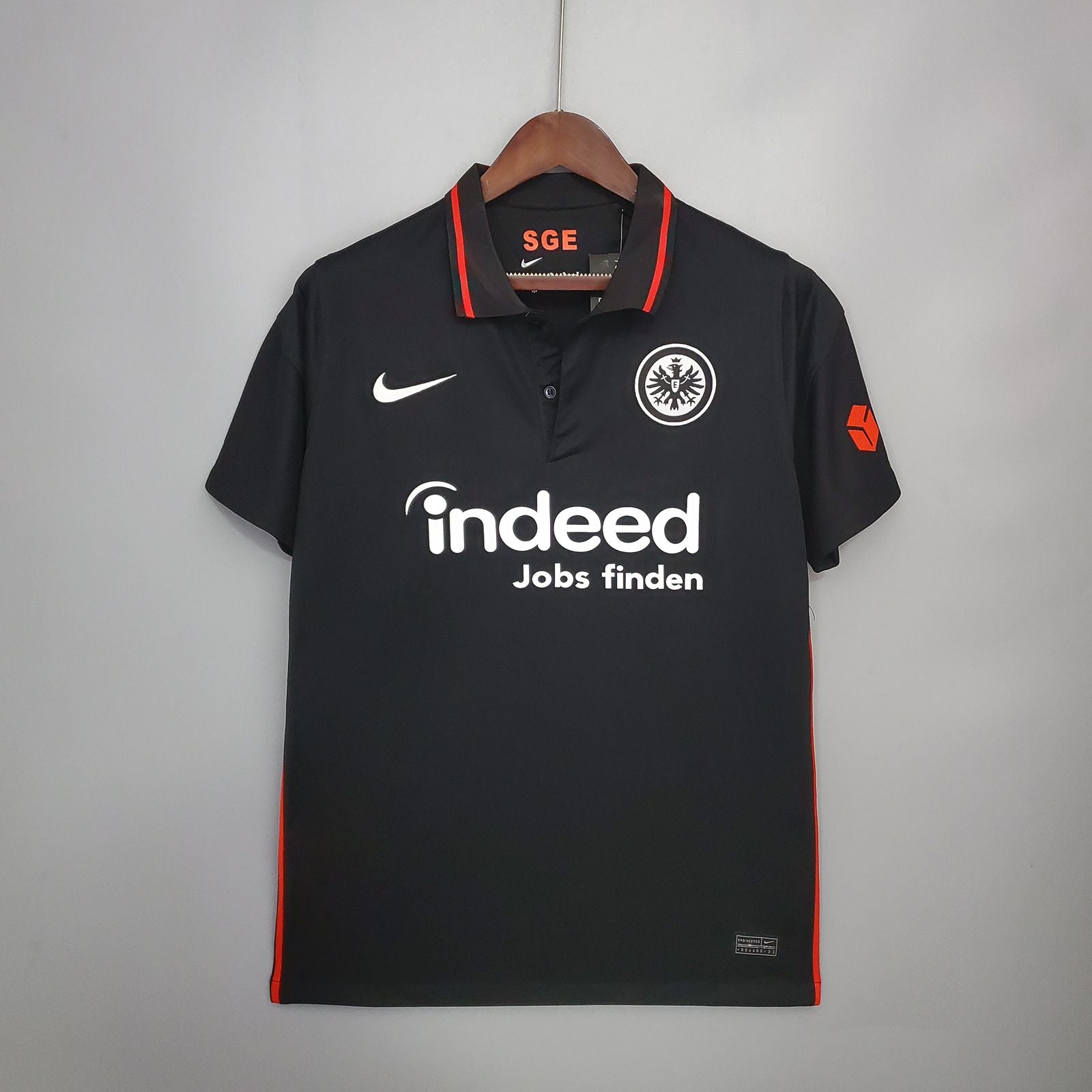 Eintracht Frankfurt Retro Shirt 2020