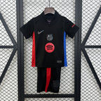 Kit FC Barcelona Fora 2024/25 - Crianças