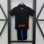 Kit FC Barcelona Fora 2024/25 - Crianças