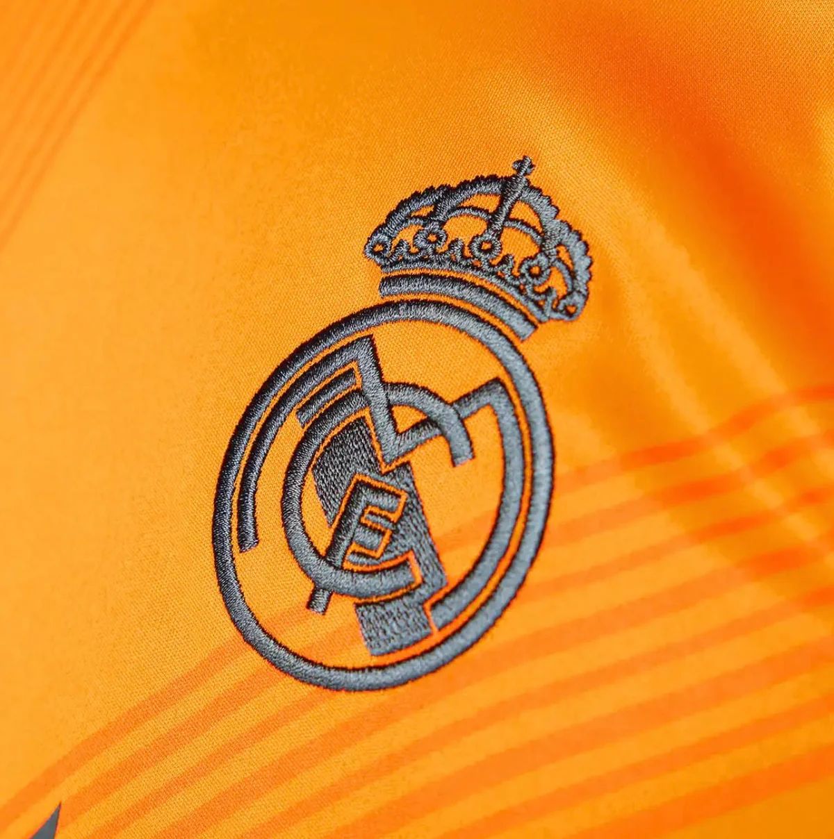 Camisa de Manga Comprida Real Madrid Away 2024/25