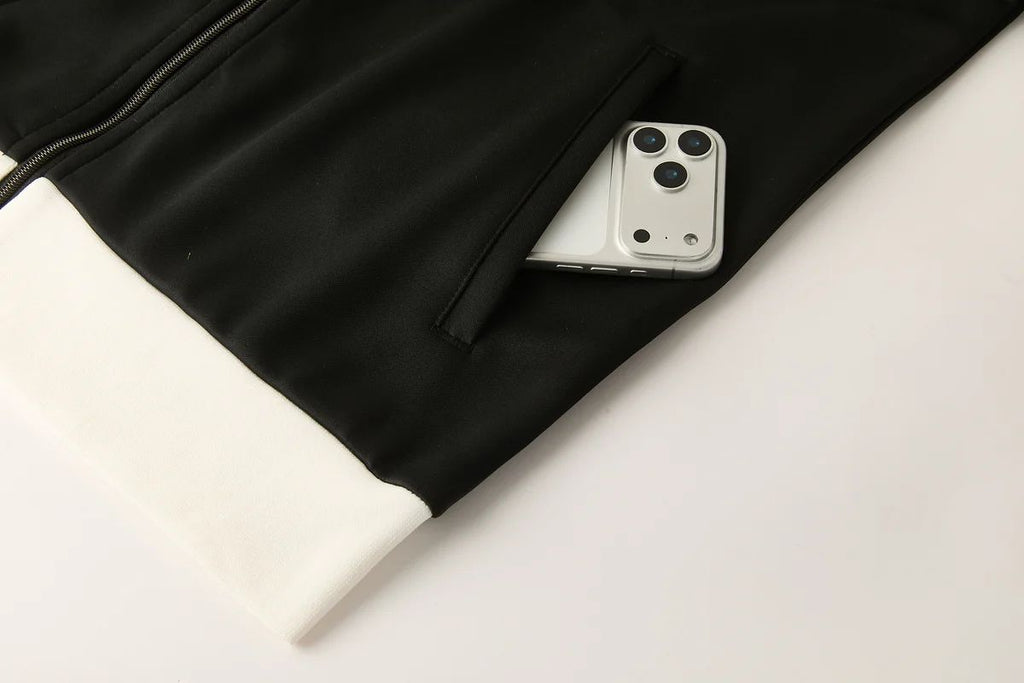 Juventus Tracksuit 2026/27