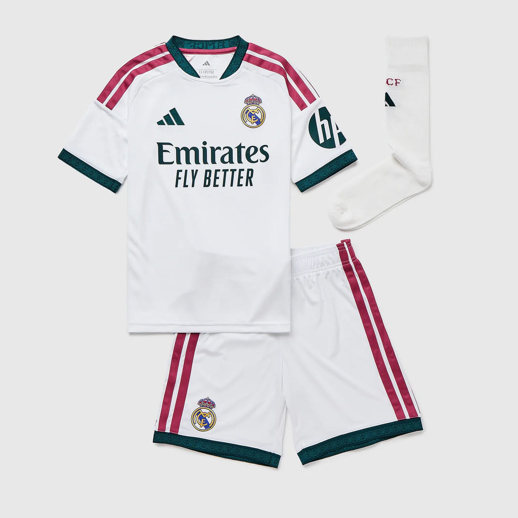 Real Madrid Home 2026/27 Kit - Kids (with socks)