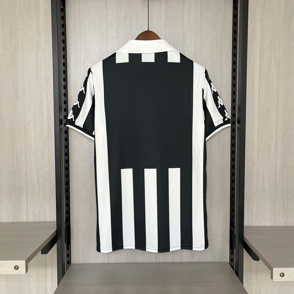 Juventus Retro Trikot 1999