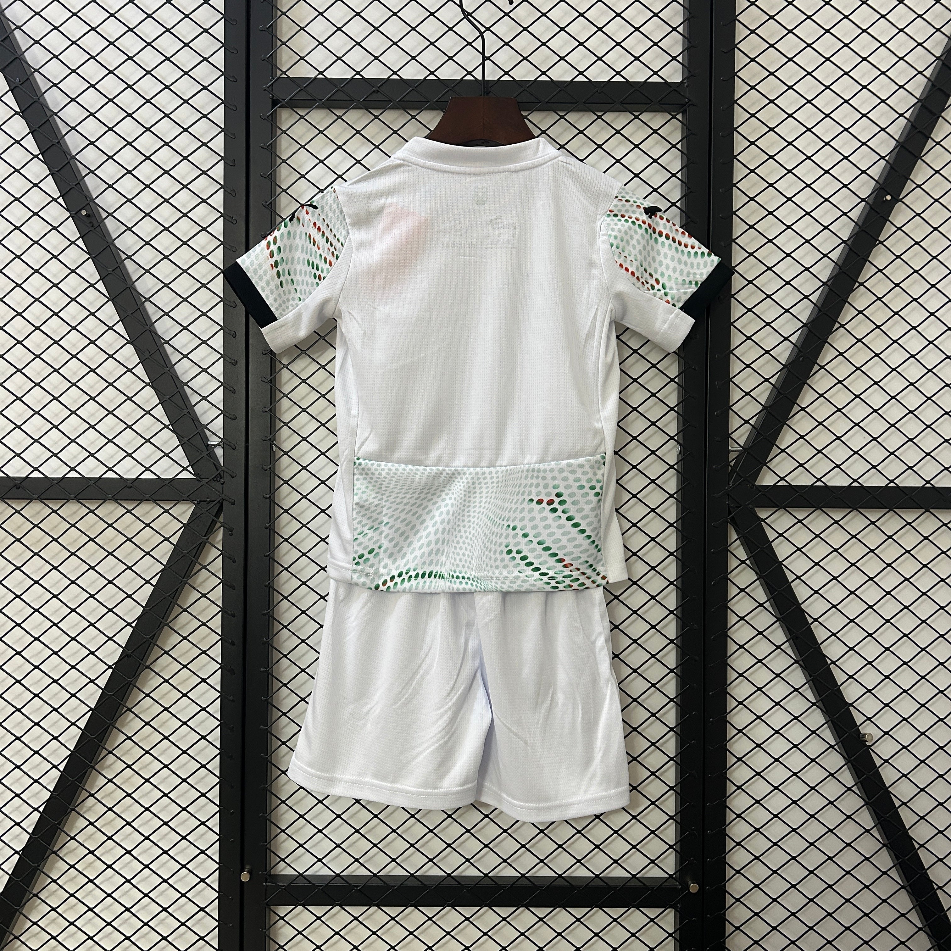 Kit Portugal Fora 2025/26 - Infantil
