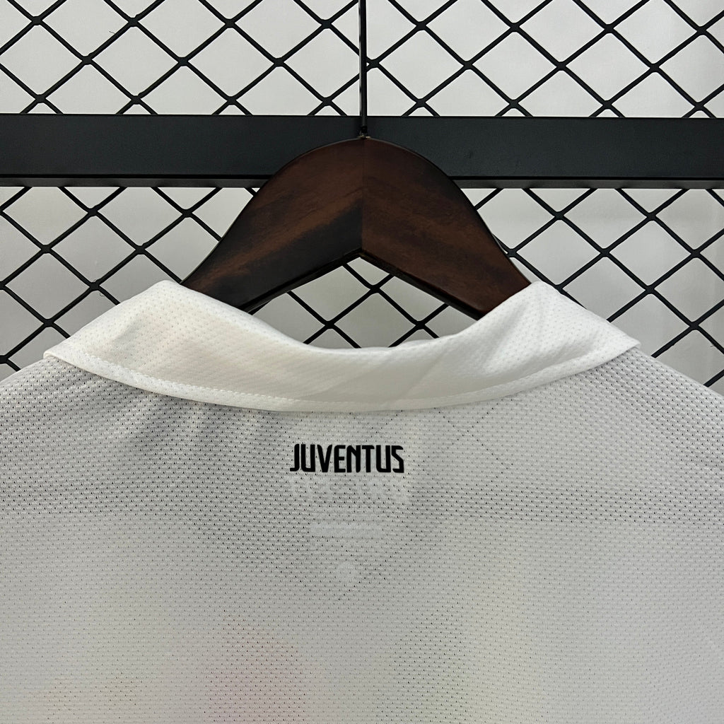 Camisa Retrô Juventus 2010