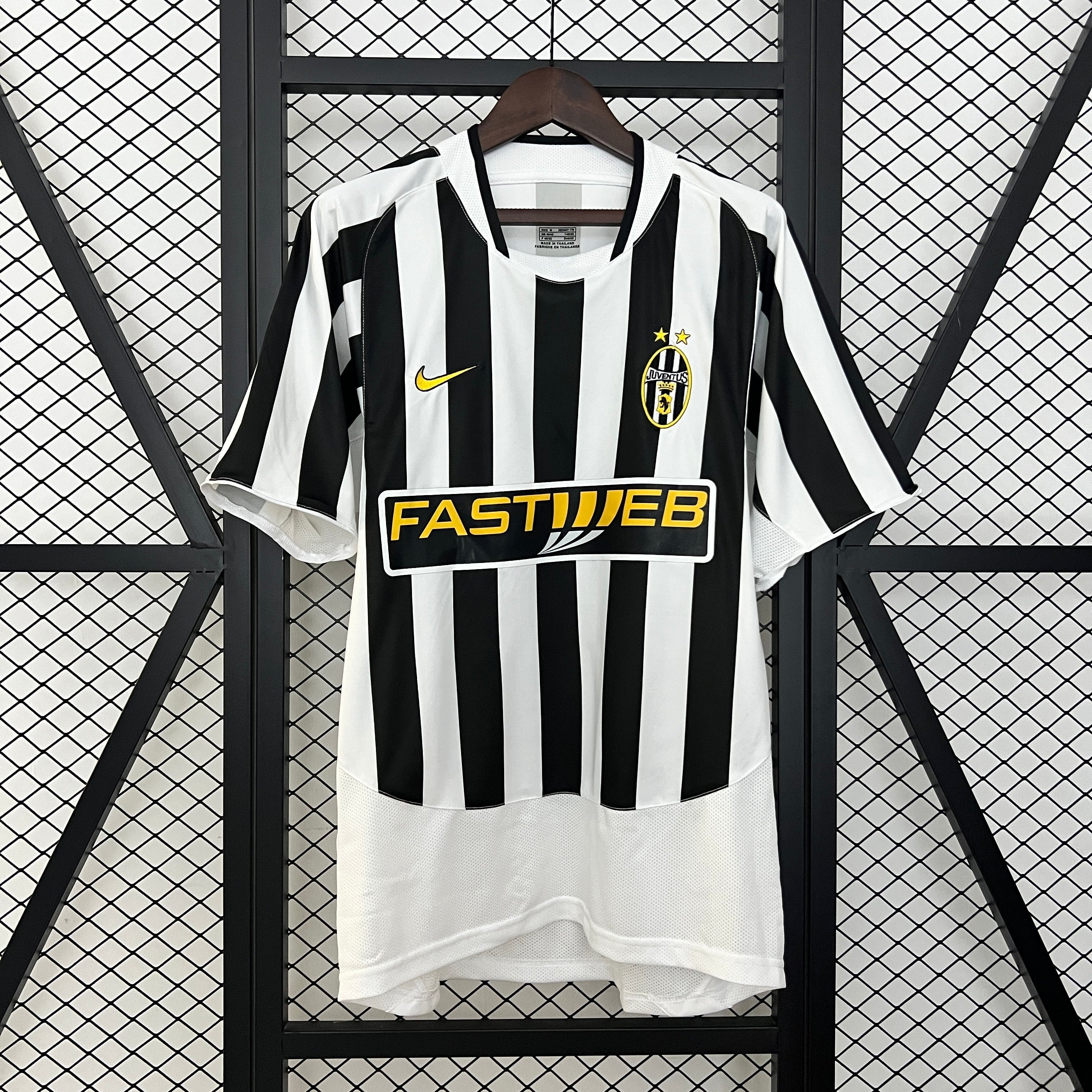 Camisa Retrô Juventus 2003