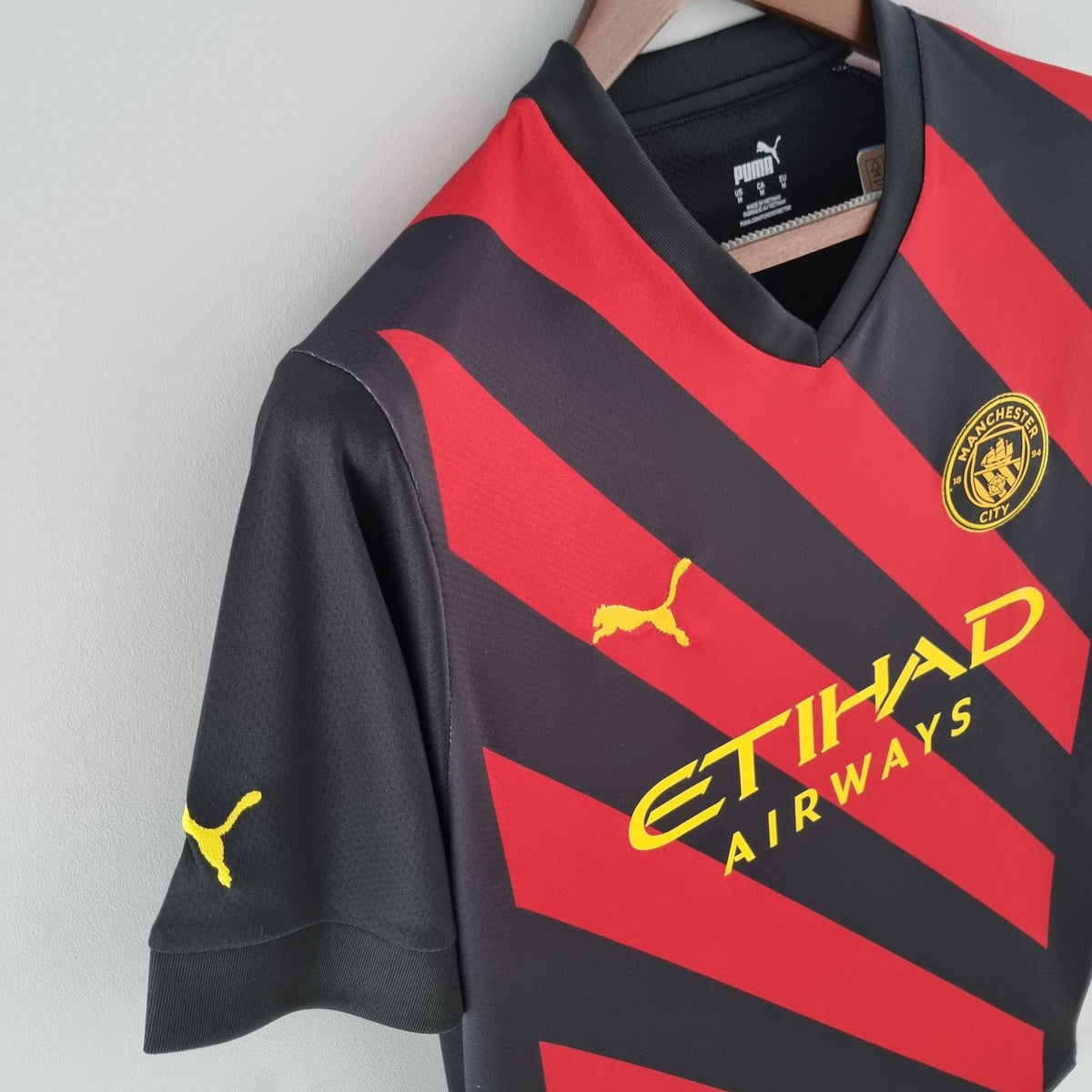 Manchester City Retro Shirt 2022
